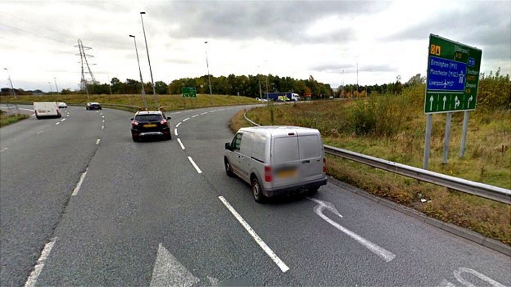 Switch Island crash in Liverpool Victims cut from cars BBC News