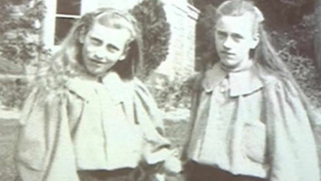 Art collecting sisters Gwendoline and Margaret Davies helped WW1