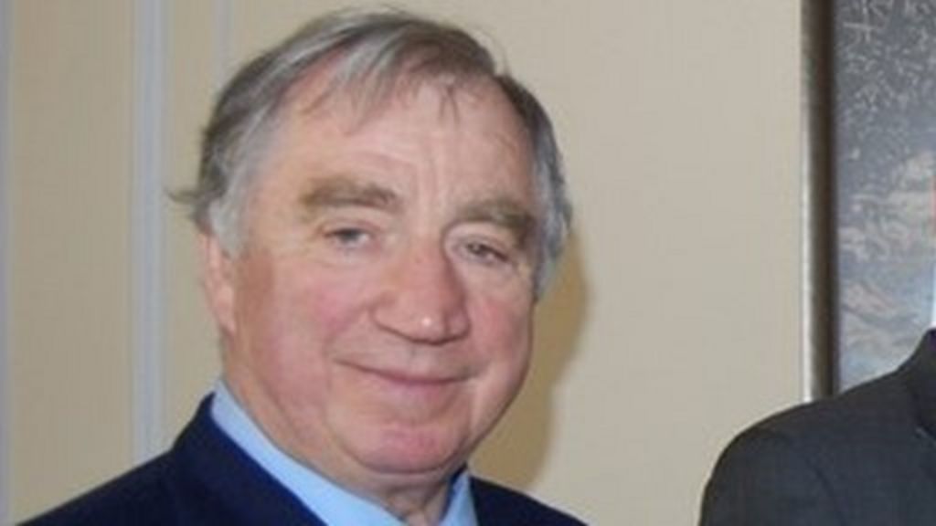 Lord Ballyedmond: <b>Edward Haughey</b> funeral in Newry, County Down - BBC News - _73574129_73574128