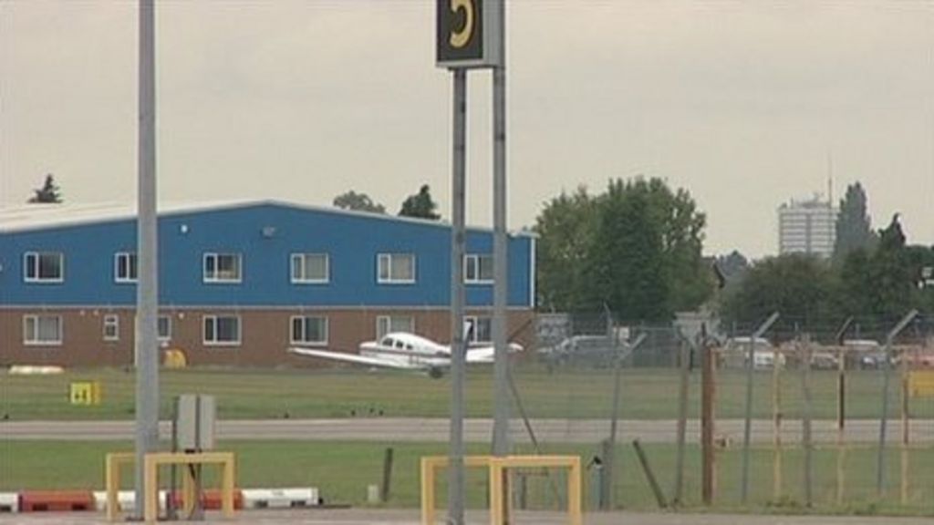 Plane crash crew 'under pressure'