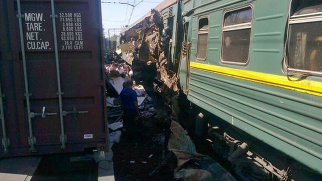 Russia Crash Six Dead In Train Crash Near Moscow Bbc News