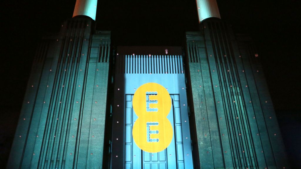 EE fined £1m for complaints handling