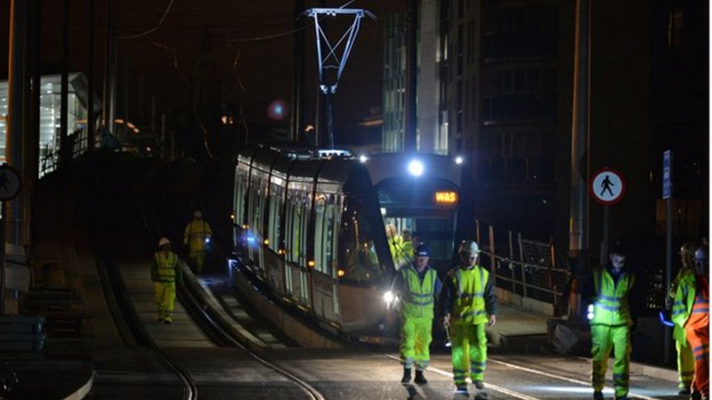 Nottingham tram extension: No date given for opening - BBC News