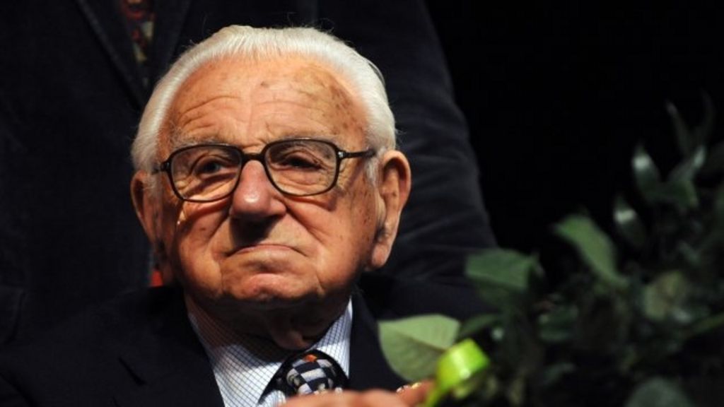  British Schindler Sir Nicholas Winton Honoured In Prague BBC News