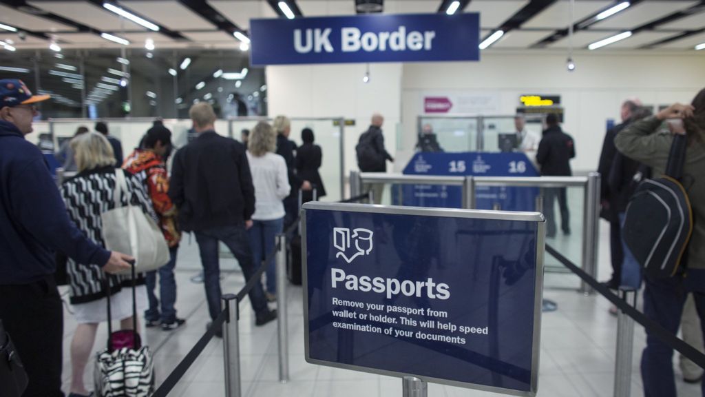 Britische Behörden Setzen Migranten Fest Was Bedeutet Das Für Die Zukunft Europas - o0ysyr7