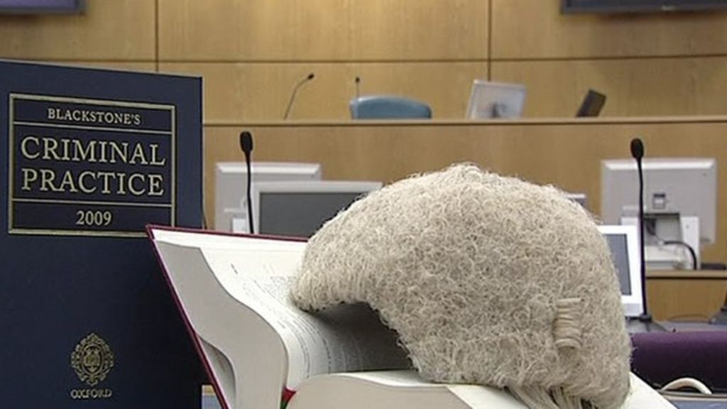Barristers quit criminal cases