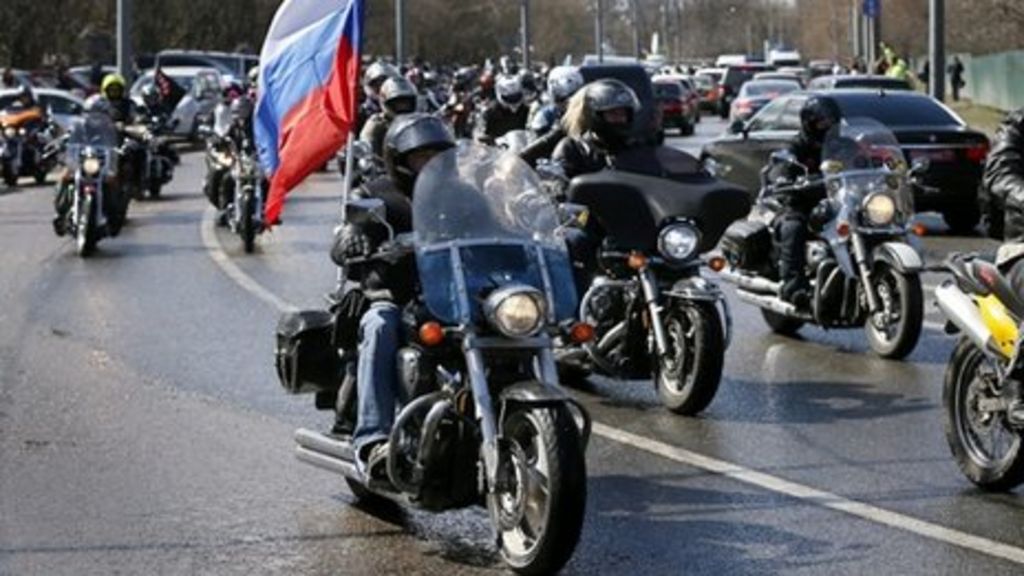 Putin-backed bikers head for Berlin