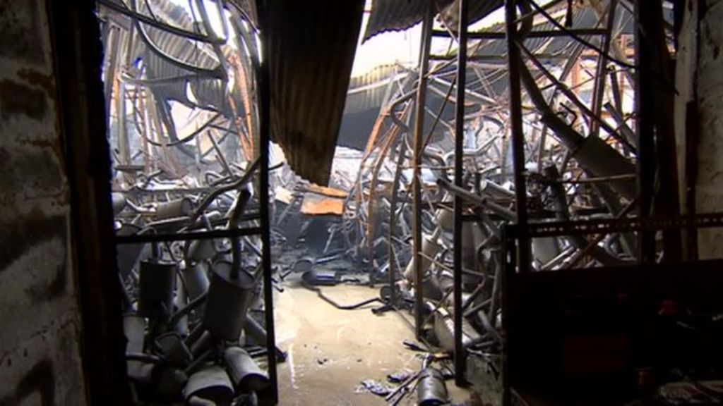 Fire at shoe warehouse 'was arson'