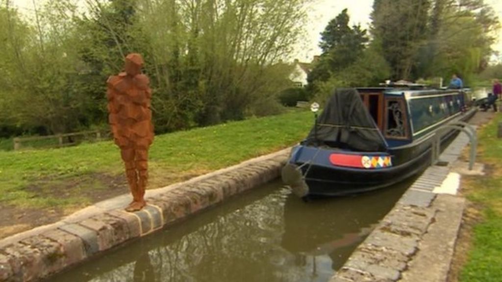 VIDEO: New Gormley canal sculpture unveiled