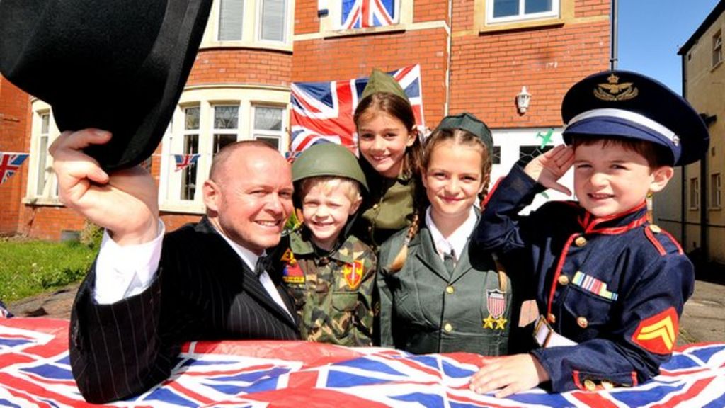 Thanksgiving service for VE Day