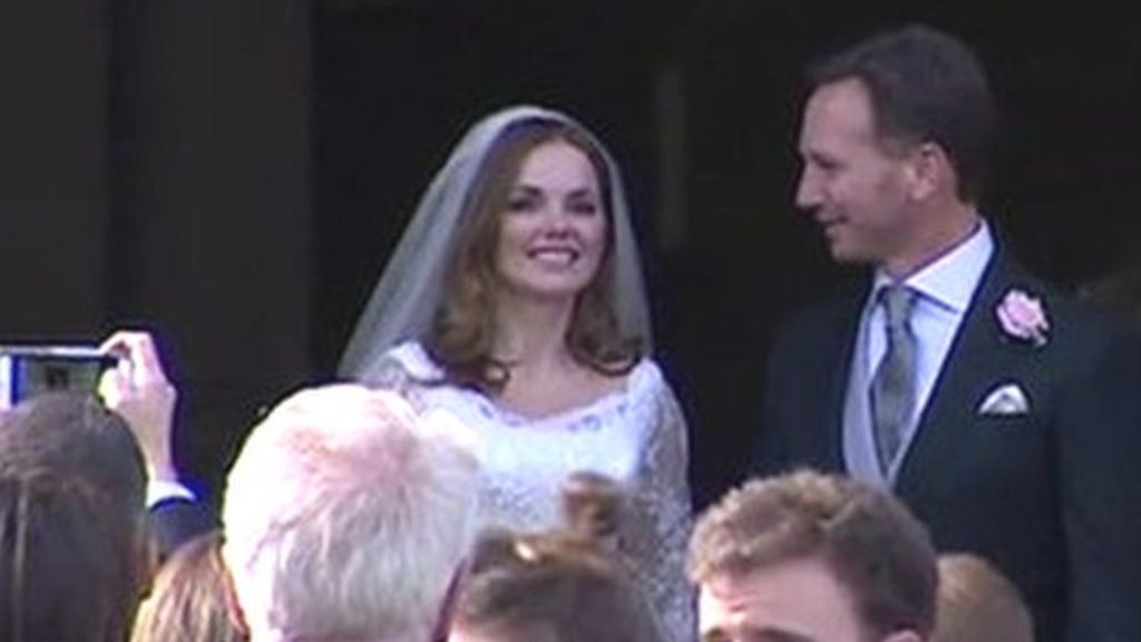 VIDEO: Geri Halliwell weds F1 boss