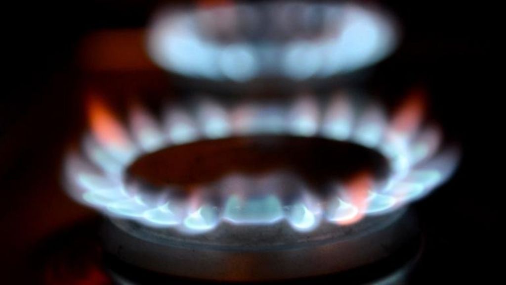 Falling energy prices hurt SSE profits