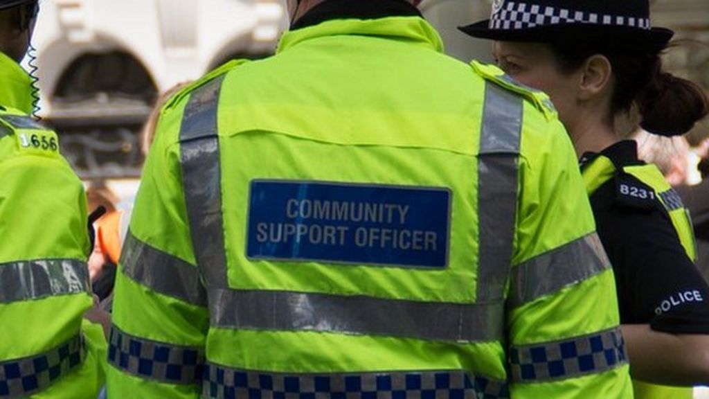Union demands police tax rise vote