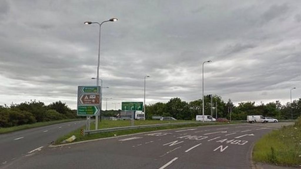 Posthouse roundabout £6m roadworks hit by delays BBC News