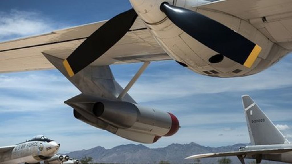 Plane wings could 'heal themselves'