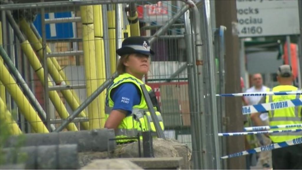 Police Close Cardiff City Road After Serious Incident BBC News