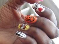 Keisha Buchanan's nails