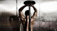 Weight lifter