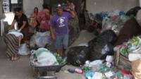 Collection day at Banco Verde Vida