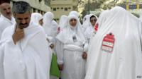 Iranian pilgrims undertake the Umra in Mecca (file)
