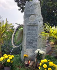 Memorial to Quy