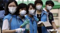 South Korea Mers outbreak: Man in Slovakia tested - BBC News