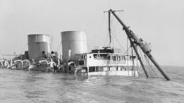 El trasatlántico Dunbar Castle hundiéndose en los Goodwin Sands