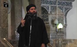 Fotograma de un video propagandístico de EI en el que se ve a su líder, Abu Bakr al-Baghdadi, el autodenominado califa Ibrahim.