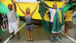 محتجون في البرازيل