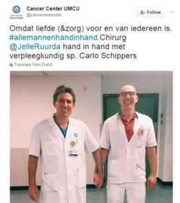 Dos miembros del equipo médico del Hospital Utrecht, en Holanda, se retrataron tomados de la mano y escribieron: