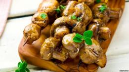 Grilled small mushrooms