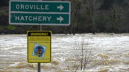 Imagen de las aguas desbordadas en Oroville.
