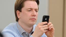 Соцсети российских чиновников попали под надзор начальства