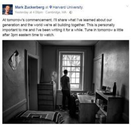Zuckerberg en su antigua habitación de Harvard.