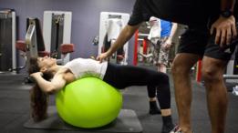 Qué son los abdominales hipopresivos y cómo te ayudan a reducir la cintura  - BBC News Mundo