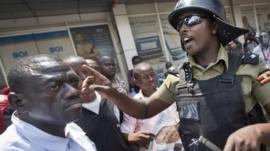 Kizza Besigye when he was arrested