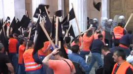 Dockworkers protesting