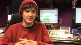 Alexander Vlahos plays Mordred