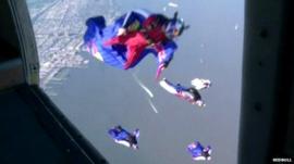 Wingsuit flyers