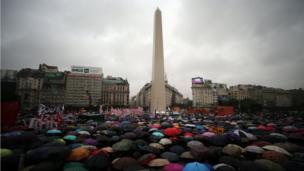 Protesta en el obelisco.