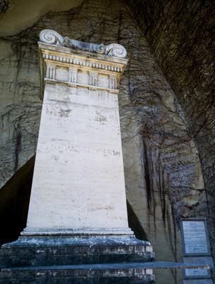 Giacomo Leopardi's tomb