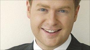 Image caption <b>Tomasz Schafernaker</b> later apologised for the gaffe on his <b>...</b> - _48776541_48776542