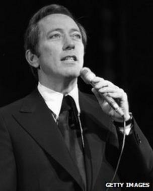 <b>Andy Williams</b>, pictured in 1970 - _63131566_andywilliams2