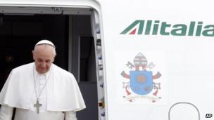 Pope Francis arriving in Rome, 29 July 2013