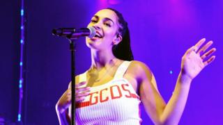 jorja-smith.