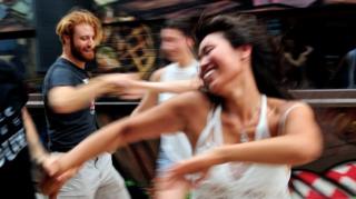 Bailando en la calle
