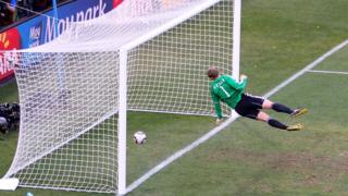 Lampard thought he had equalised against Germany in the last-16 match, but the goal was not awarded despite replays showing it clearly crossed the line.