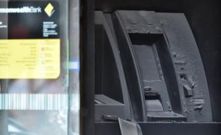 Australia bank fire started by Myanmar asylum seeker 