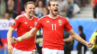 Gareth Bale celebrates