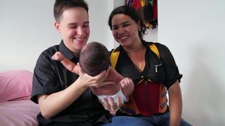 Pareja transgénero en Ecuador